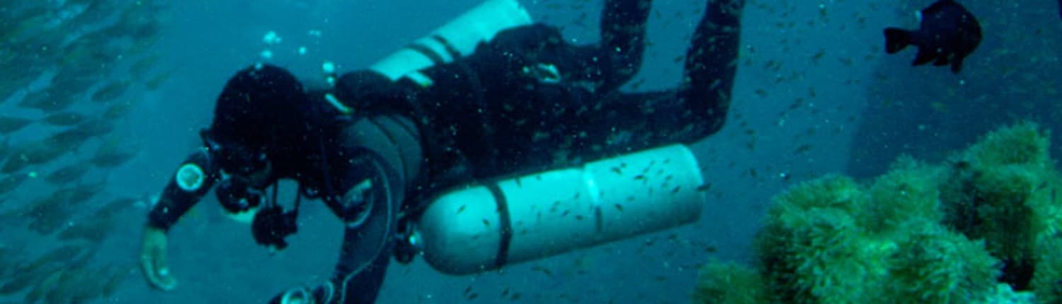SDI Sidemount Diver