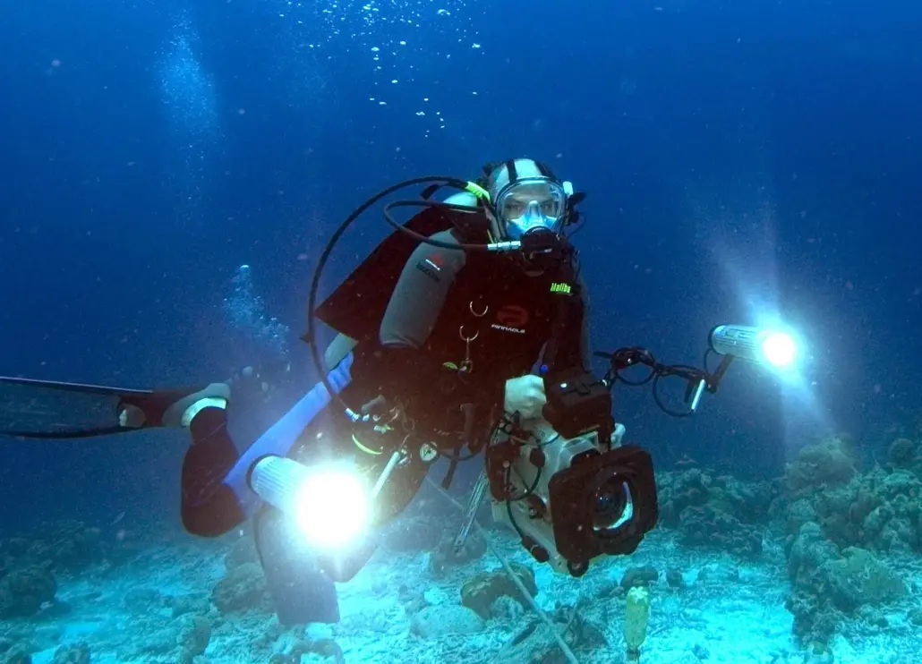 SDI Underwater Video Diver