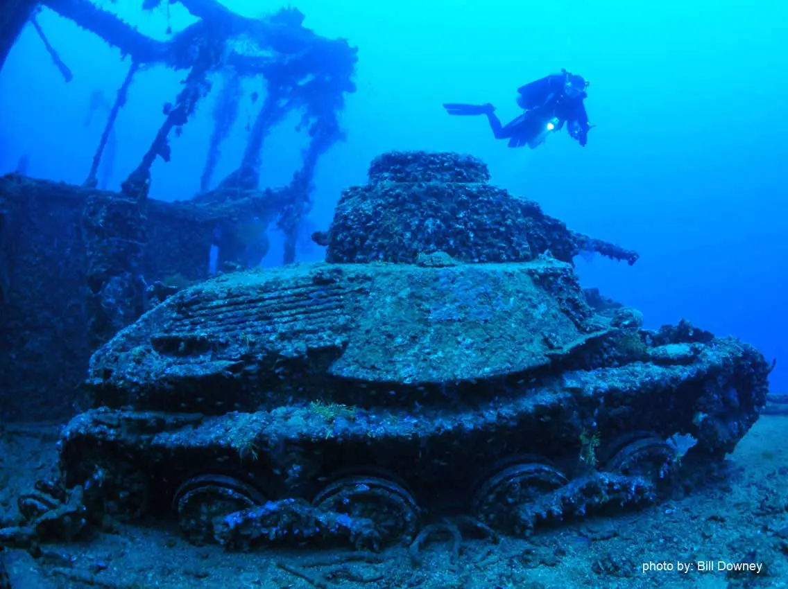 SDI Wreck Diver